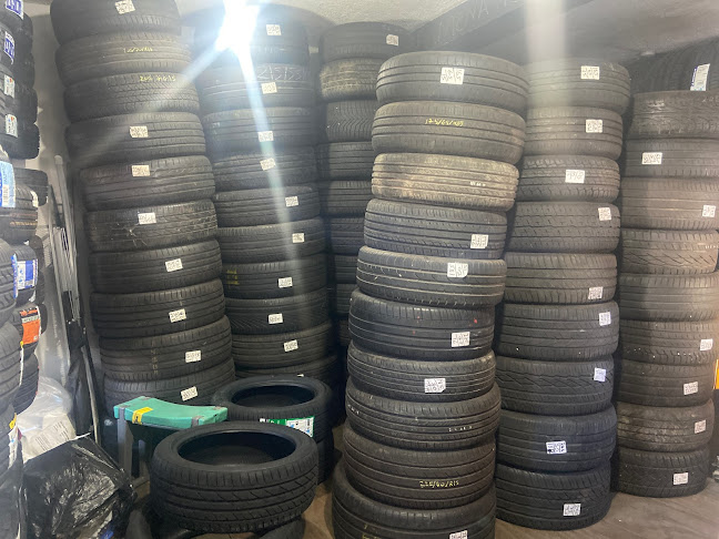 Yomaas Auto & Tyres - Tire shop