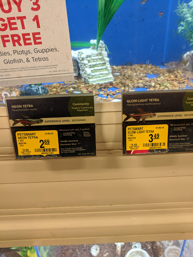 Pet Supply Store «PetSmart», reviews and photos, 1850 30th St, Boulder, CO 80301, USA