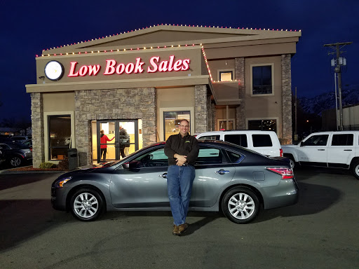 Car Dealer «Low Book Sales Used Cars of Salt Lake City», reviews and photos, 3371 State St, Salt Lake City, UT 84115, USA