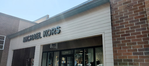 Shopping Mall «North Bend Premium Outlets», reviews and photos, 461 S Fork Ave SW, North Bend, WA 98045, USA