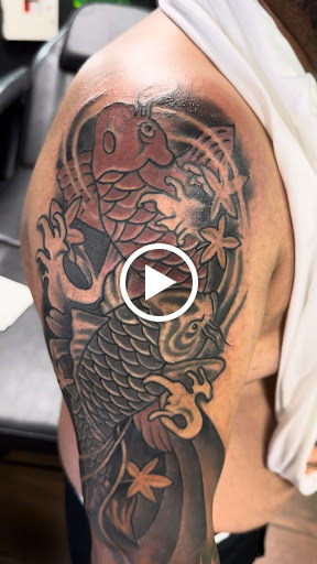 Explore hand tattoo ideas for man, creative tattoo ideas in Orlando, available at Bendito dolor tattoo