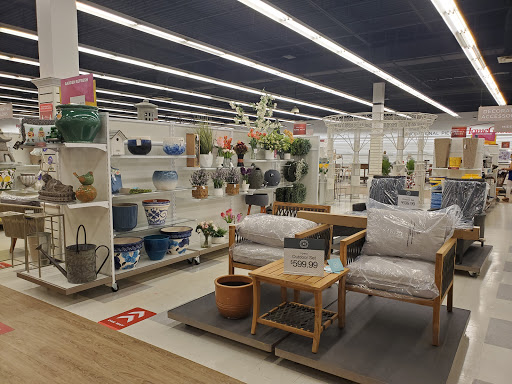 Department Store «T.J. Maxx and HomeGoods», reviews and photos, 7349 Lemont Rd, Downers Grove, IL 60516, USA