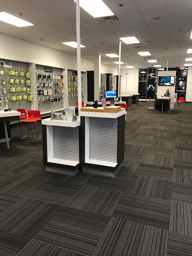 Cell Phone Store «Verizon Authorized Retailer, TCC», reviews and photos, 280 Dunns Mill Rd, Bordentown, NJ 08505, USA