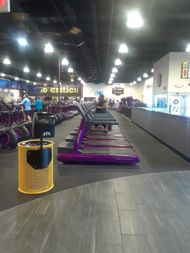 Gym «Planet Fitness», reviews and photos, 4001 California Ave, Bakersfield, CA 93309, USA