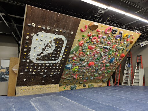 Rock Climbing Gym «Central Rock Gym», reviews and photos, 127 Smith Pl, Cambridge, MA 02138, USA