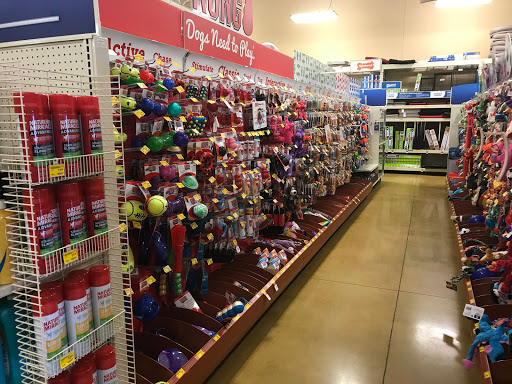 Pet Supply Store «PetSmart», reviews and photos, 131 Town Center Rd, King of Prussia, PA 19406, USA