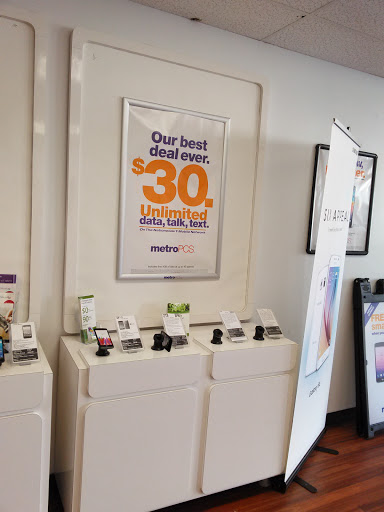 Cell Phone Store «MetroPCS Authorized Dealer», reviews and photos, 41 Easton Rd, Willow Grove, PA 19090, USA