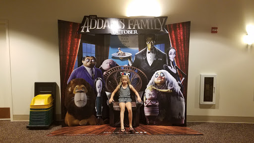 Shopping Mall «Woodlands Square», reviews and photos, 3150 Tampa Rd, Oldsmar, FL 34677, USA