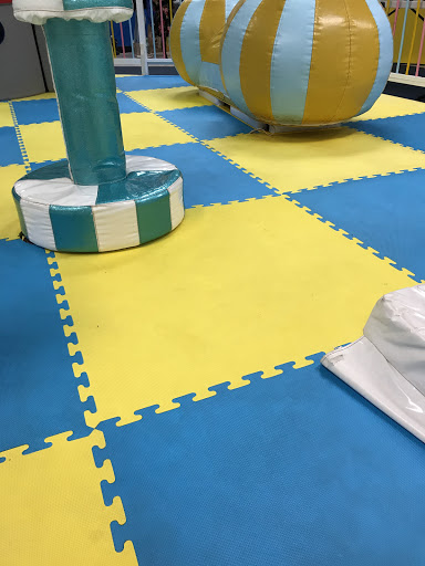 Amusement Center «Yu Kids Island II, LLC», reviews and photos, 122 Hawthorn Center, Vernon Hills, IL 60061, USA