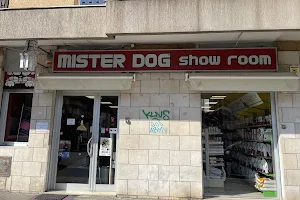 Mister Dog Show Room Petroni image