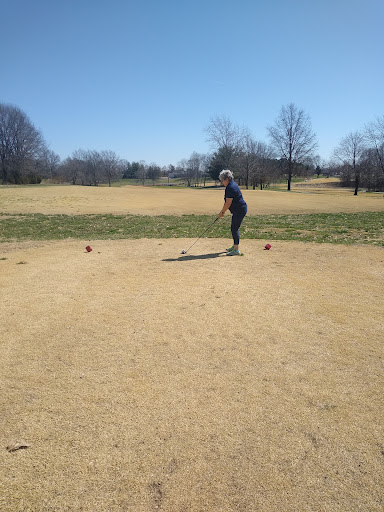 Golf Course «Roland Barkau Memorial Golf Course», reviews and photos, 1501 N Waterworks Rd, Okawville, IL 62271, USA