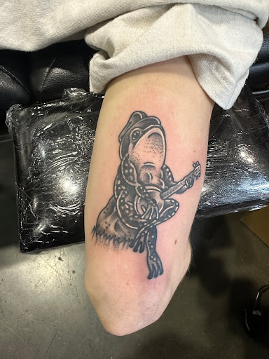 Explore stay strong tattoo ideas, creative tattoo ideas in Saint Petersburg, available at New Dream Tattoo