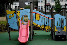 Parr Fold Park Playground
