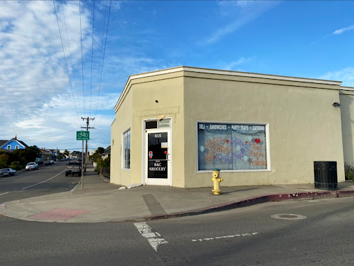 Deli «B & C Grocery», reviews and photos, 401 E Oak St, Fort Bragg, CA 95437, USA