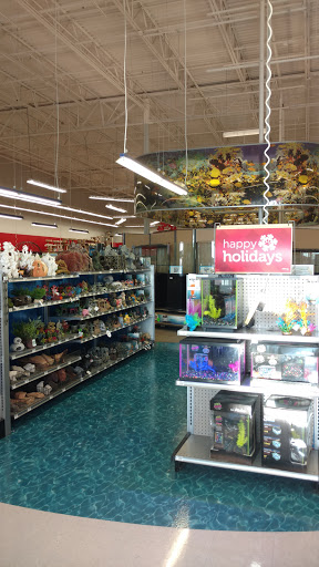 Pet Supply Store «Petco Animal Supplies», reviews and photos, 6425 Keizer Station Blvd, Keizer, OR 97303, USA