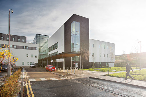 Dialysis centers in Glasgow
