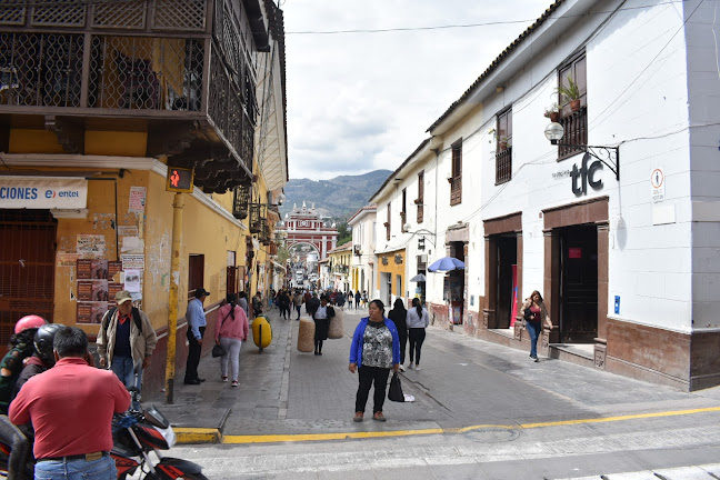 Arco del Triunfo - Ayacucho