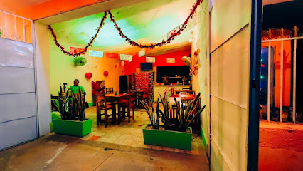 Mr. Fit•Bar Restaurant - Calle 58x47y49, Centro, 97880 Oxkutzcab, Yuc., Mexico