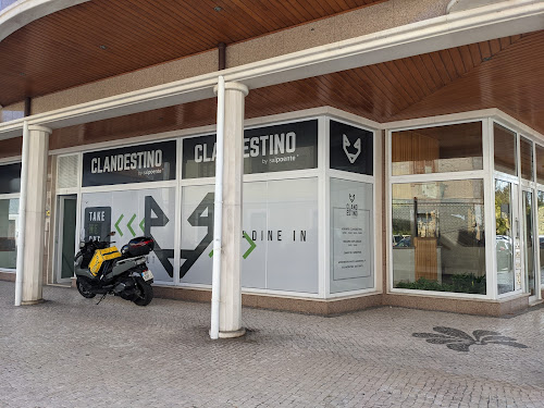 Clandestino by Salpoente em Aveiro