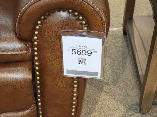 Furniture Store «Havertys Furniture», reviews and photos, 4510 Mitchellville Rd, Bowie, MD 20716, USA