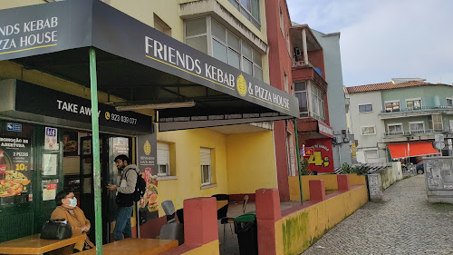Friends Kebab & Pizzas House em Odivelas
