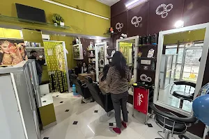 Shringar Beauty Salon and Veena'Z Unisex Salon image