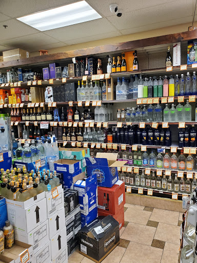 Liquor Store «Liquor & Wine Warehouse», reviews and photos, 1720 Eastchester Rd, Bronx, NY 10461, USA