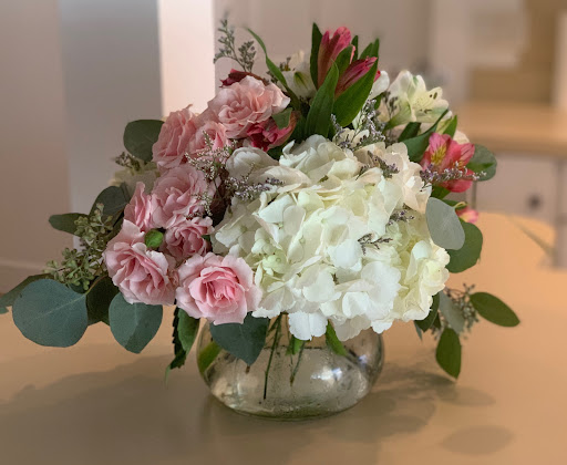 Florist «Carrollwood Florist», reviews and photos, 11745 N Dale Mabry Hwy, Tampa, FL 33618, USA