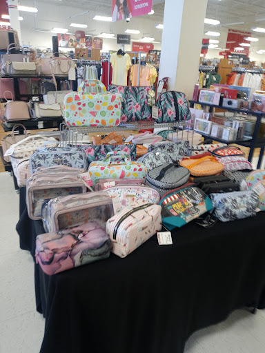 Department Store «T.J. Maxx», reviews and photos, 16920 US-441, Mt Dora, FL 32757, USA