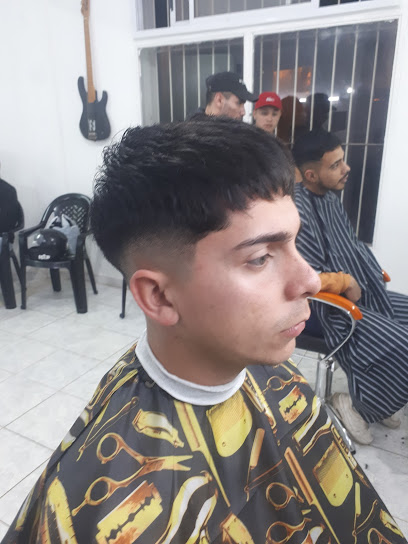 Pintos barbershop 'sucursal'