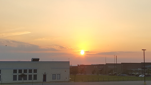 Shopping Mall «Meadowdale Shopping Center», reviews and photos, 100 W Mall Dr, Carpentersville, IL 60110, USA