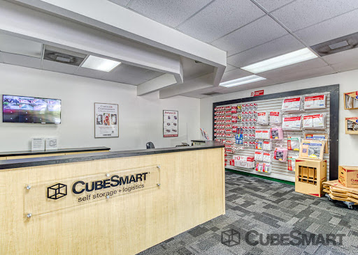Self-Storage Facility «CubeSmart Self Storage», reviews and photos, 540 S Volusia Ave, Orange City, FL 32763, USA