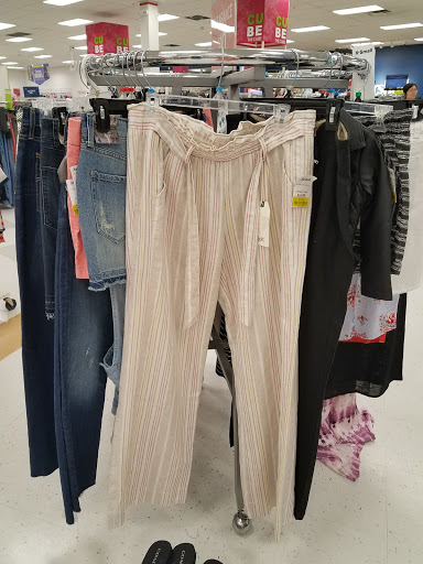 Department Store «Marshalls», reviews and photos, 785 S 25th St, Easton, PA 18045, USA