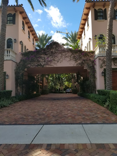 Art Gallery «National Geographic | Fine Art Galleries», reviews and photos, 607 E Las Olas Blvd, Fort Lauderdale, FL 33301, USA