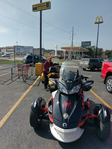 Grocery Store «Lowes Market», reviews and photos, 8010 FM2673, Canyon Lake, TX 78133, USA