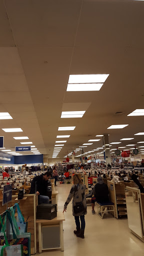 Department Store «Marshalls & HomeGoods», reviews and photos, 2700 Potomac Mills Cir, Woodbridge, VA 22192, USA
