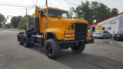 Auto Body Shop «Maaco Collision Repair & Auto Painting», reviews and photos, 1515 Livingston Ave, North Brunswick Township, NJ 08902, USA