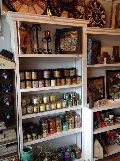 Pharmacy «Montross Pharmacy/Gift Shop/Fountain», reviews and photos, 120 N 1st Ave, Winterset, IA 50273, USA