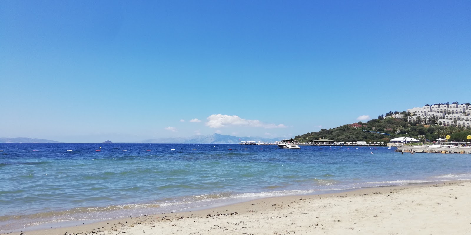 Foto van Sianji Resort Strand met kleine baai