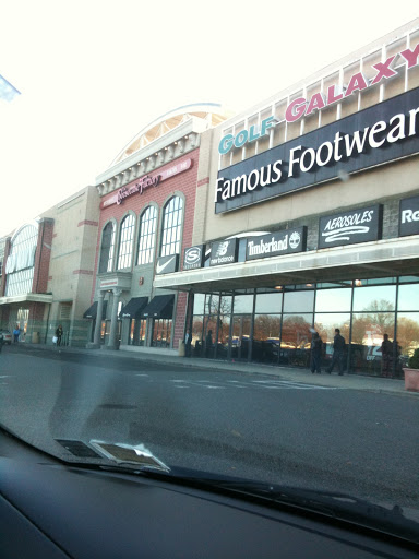 Shopping Mall «The Mall at The Source», reviews and photos, 1504 Old Country Rd, Westbury, NY 11590, USA