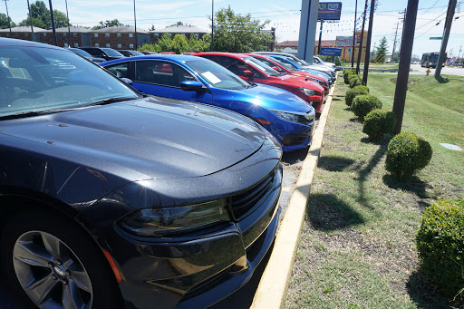 Used Car Dealer «Hays Automotive Discount Center», reviews and photos, 6312 Preston Hwy, Louisville, KY 40219, USA