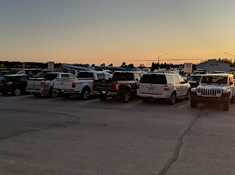Hay River Airport Parking