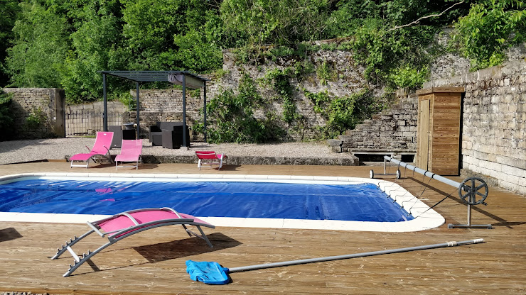 Équipements Hébergement d'intérieur Manufacture Royale de Bains : gîtes et chambres d'hôtes 88240 La Vôge-les-Bains