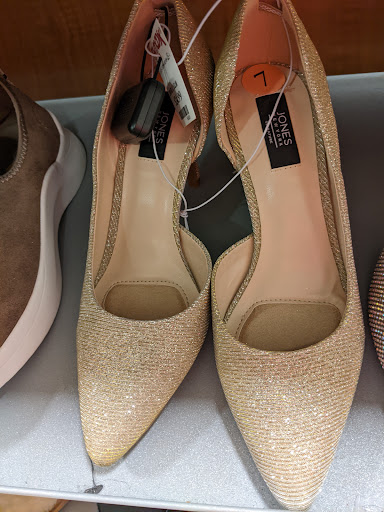 Department Store «T.J. Maxx», reviews and photos, 33 Holyoke St, Holyoke, MA 01040, USA