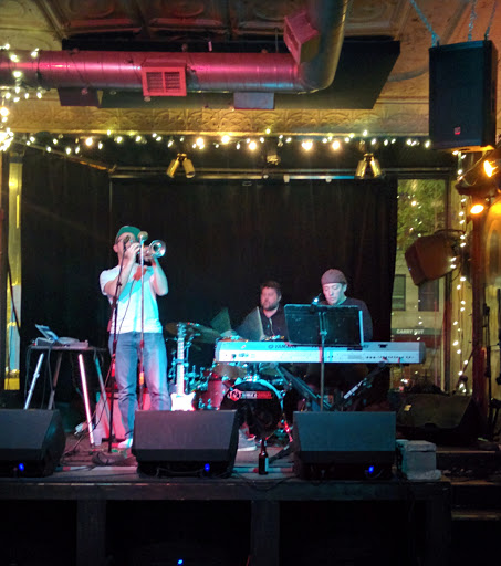 Bar «Quenchers Saloon», reviews and photos, 2401 N Western Ave, Chicago, IL 60647, USA