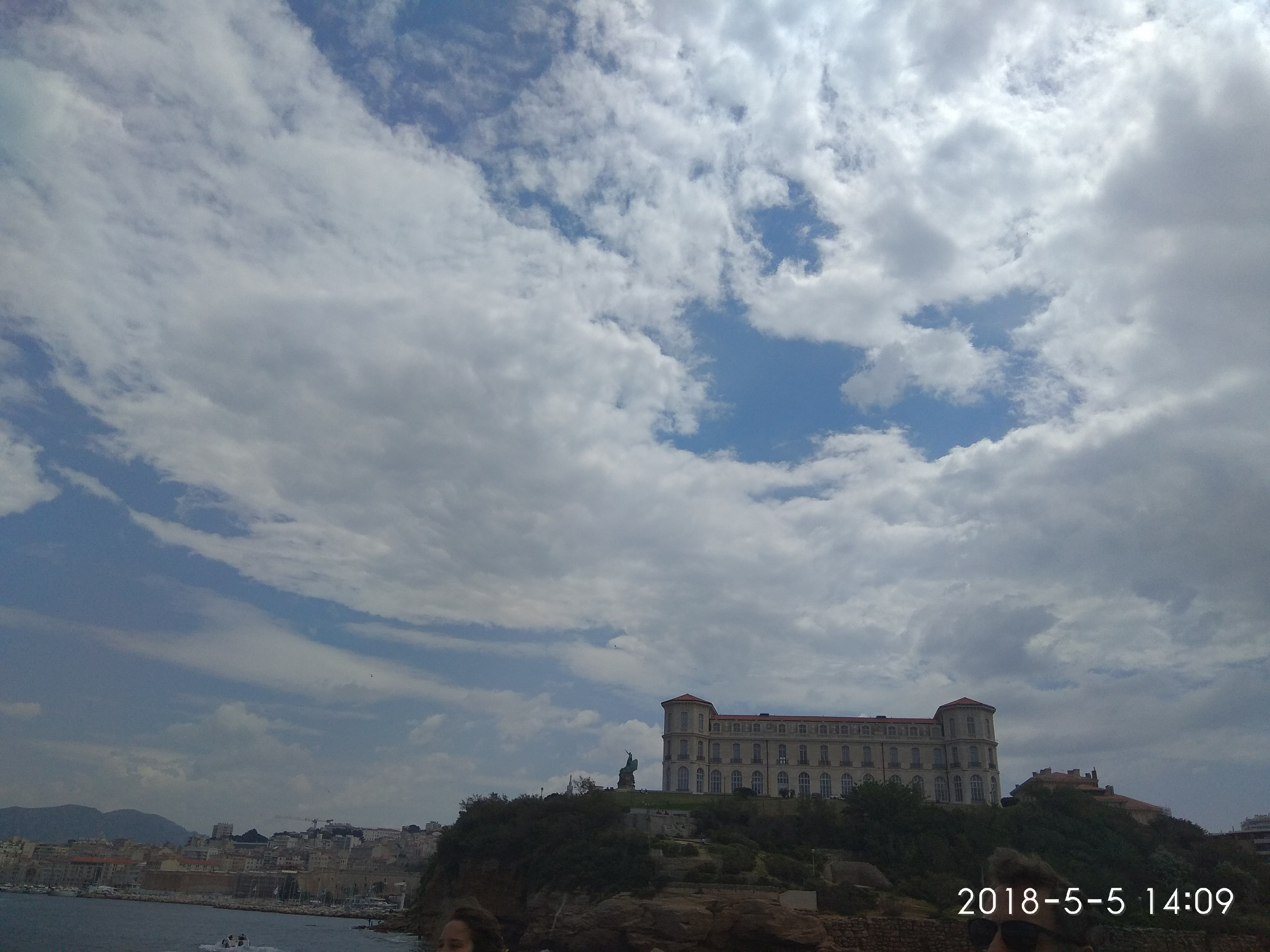 Photo n° 49 de l'avis de Arzu. fait le 06/05/2018 à 16:36