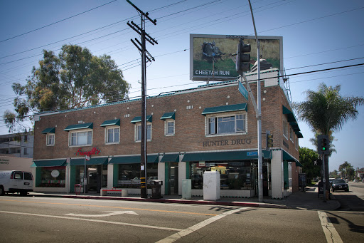 Barber Shop «Razorbacks Barbershop», reviews and photos, 3400 E 4th St, Long Beach, CA 90814, USA