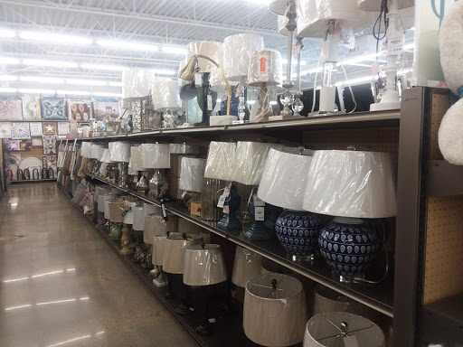 Home Goods Store «Tuesday Morning», reviews and photos, 994 Tupelo Commons, Tupelo, MS 38804, USA