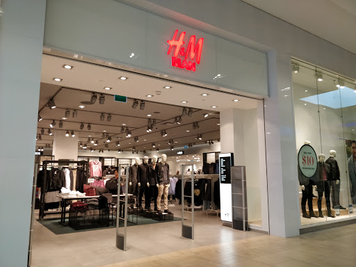 H&M