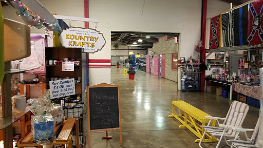 Flea Market «Cumberland Parkway Flea Market», reviews and photos, 305 Cumberland Gap Pkwy, Corbin, KY 40701, USA